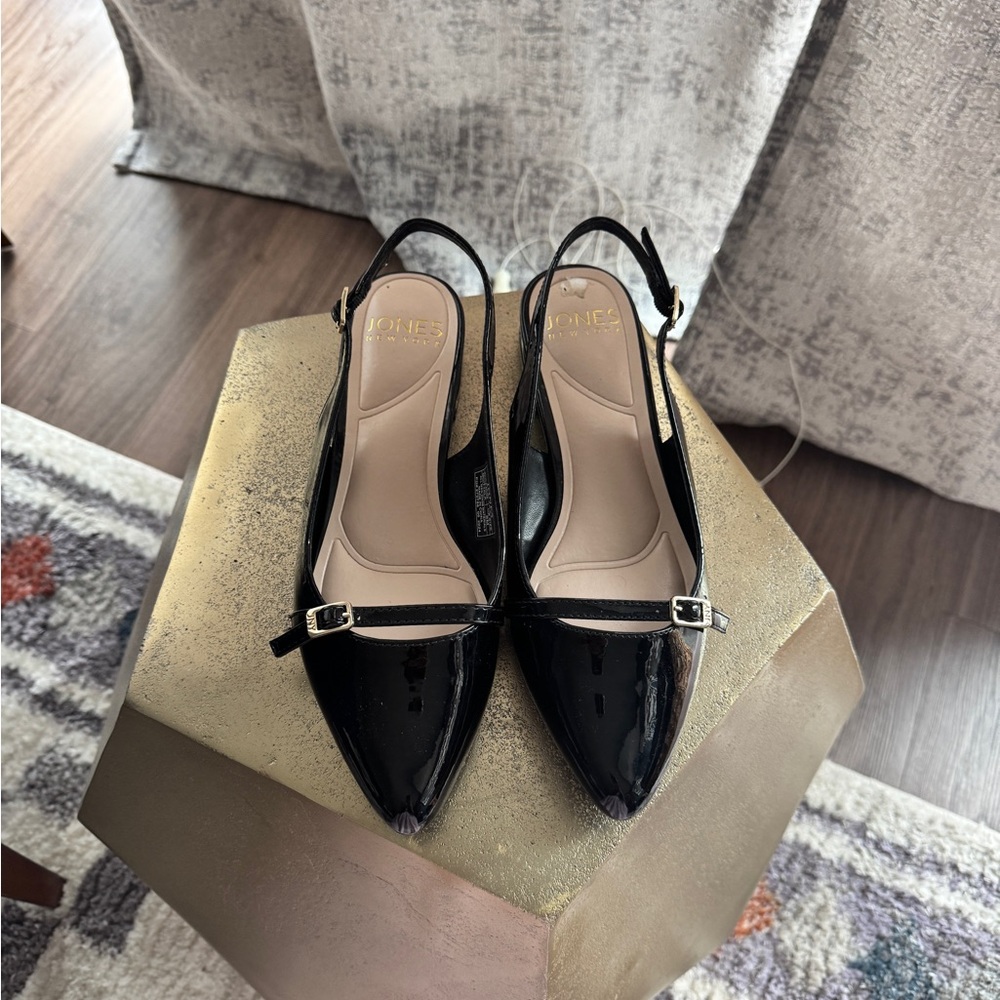 Jones New York Black Heels Sleek Minimalist Design